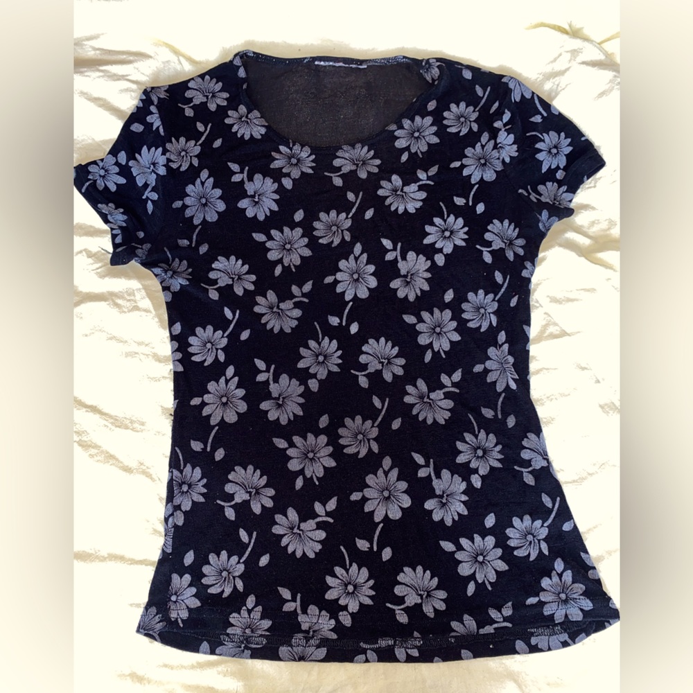 Vintage y2k flower shirt